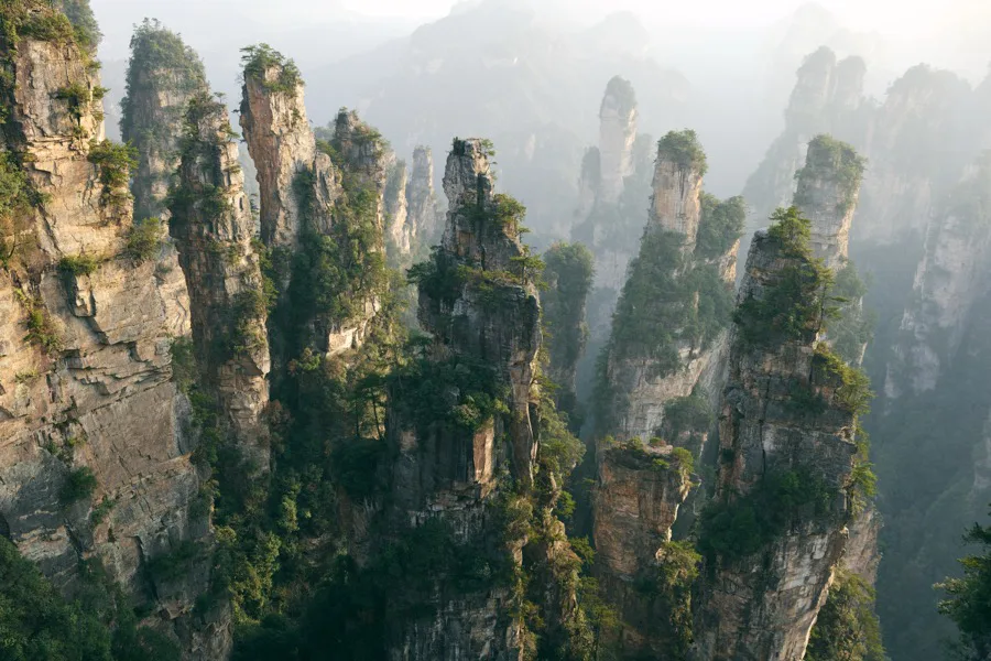 Zhangjiajie Travel Guide for Foreign Visitors: Wulingyuan, Tianmen Mountain, Glass Bridge and Best Routes article image